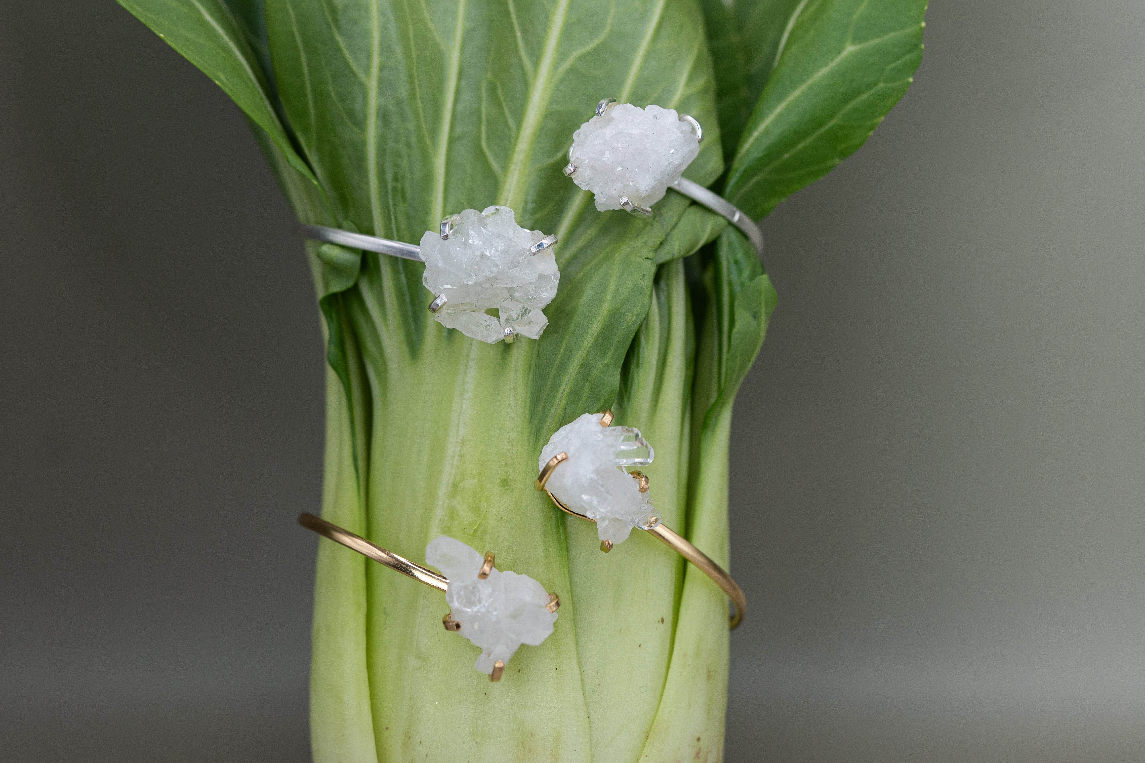 Bergkristall Armreifen Dual – 18K Vergoldete oder Versilberte Fassung, Nickel Frei