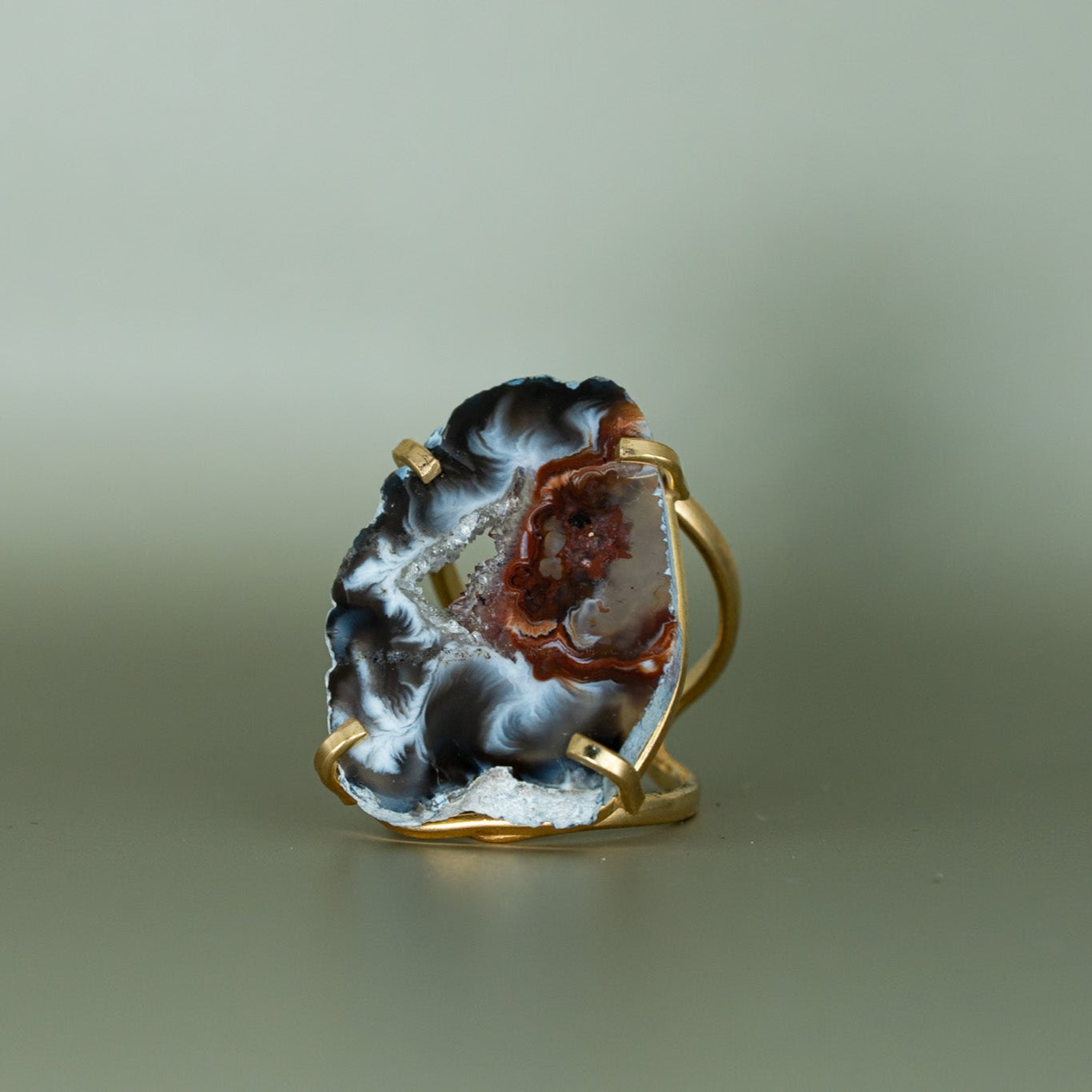 Agate Ring dunkel – 18K vergoldet, größenverstellbar