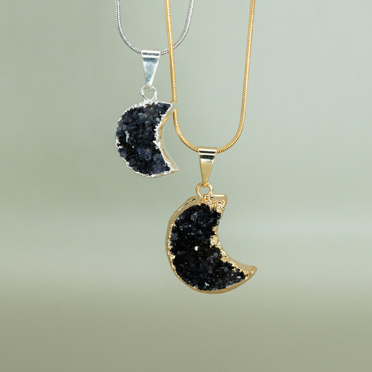 Schwarzer Amethyst Mond Anhänger