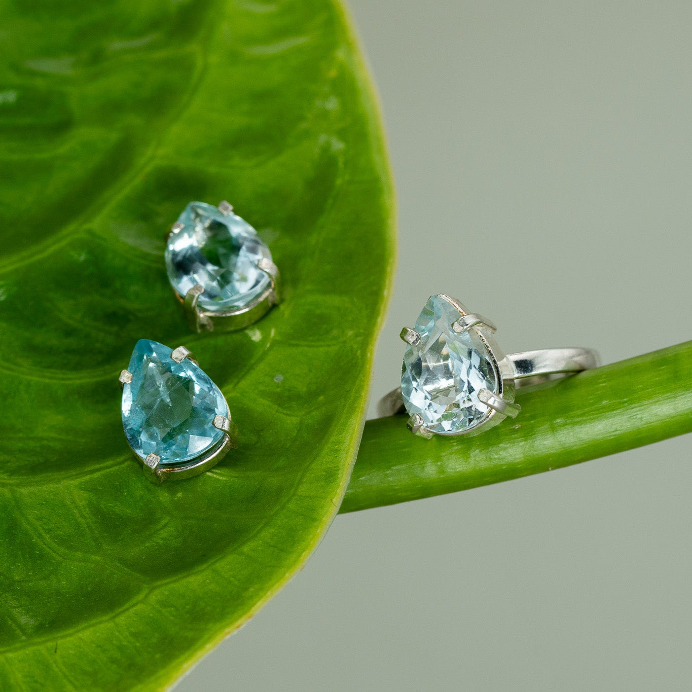 Premium Blauer Topas SET Ring + Ohrstecker