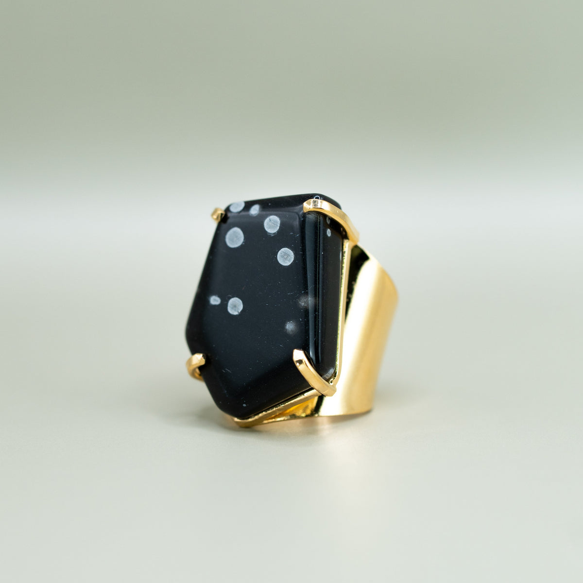 Schneeflocken Obsidian Ring – Größenverstellbar, 18K Vergoldet, Nickel Frei